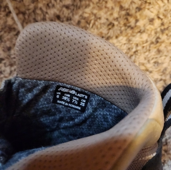 Womens Asolo boots - Picture 6 of 9